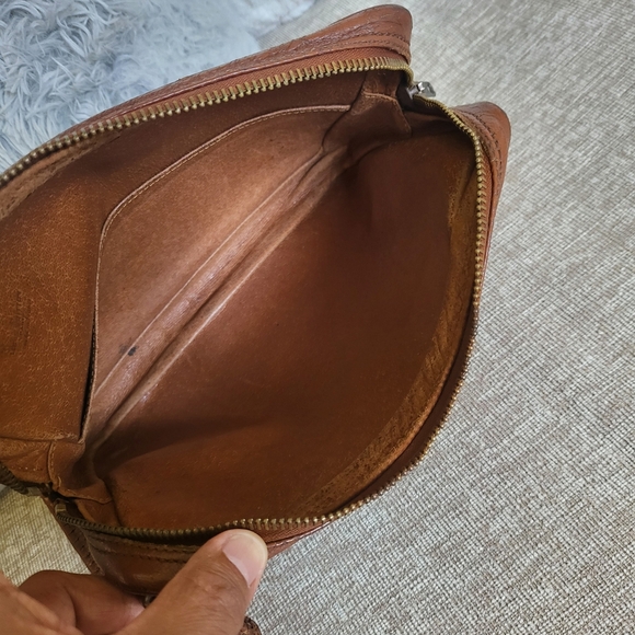 Louis Vuitton Monogram Pochette Dragonne Wristlet Bag..Vintage - Picture 7 of 11